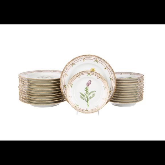 Vintage Royal Copenhagen 24 PCs Flora Danica set. - Picture 4 of 8